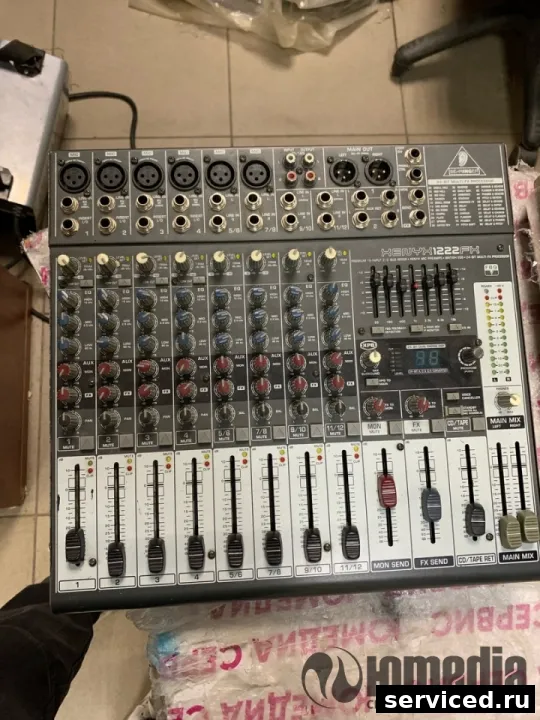Микшерный пульт BEHRINGER xenyx1222fx