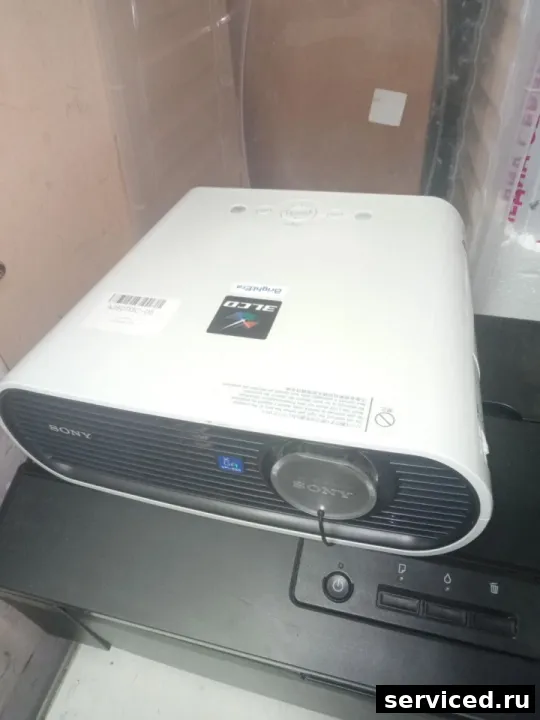 Проектор Sony VPL-EX5