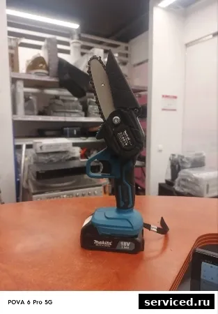 Электропила Makita DUC200