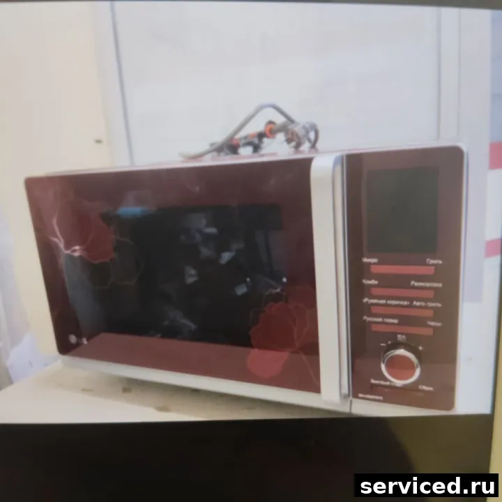 Микроволновая печь LG MH-6388PRFR